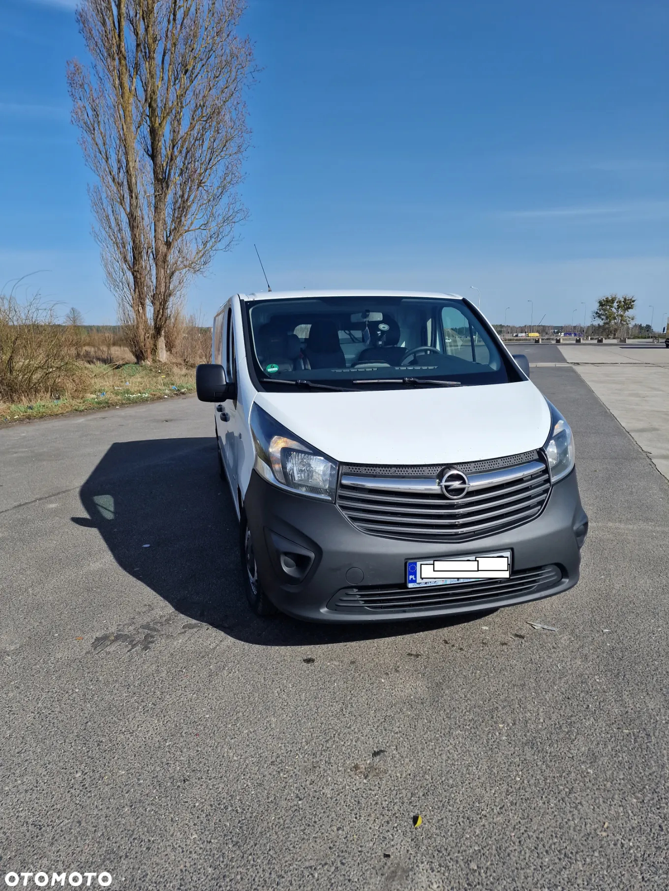 Opel Vivaro - 8