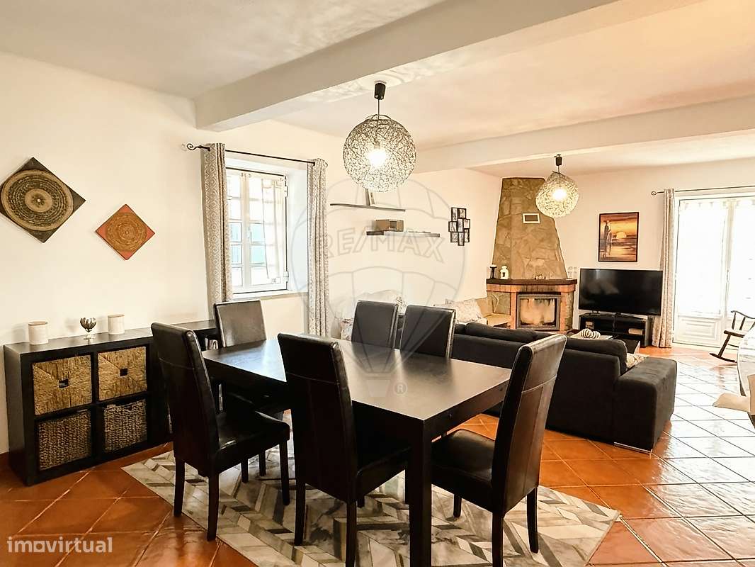 Moradia T4 para venda-5