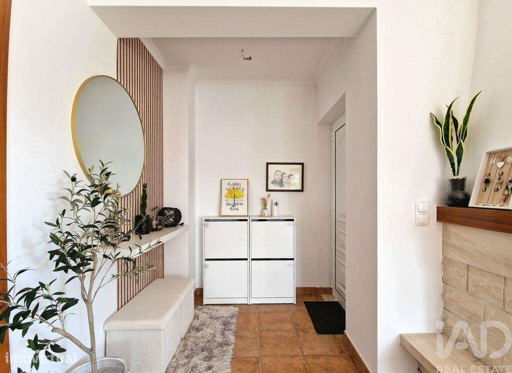 Casa / Villa T2 em Caldas da Rainha - Nossa Senhora do Pópulo, Coto e - Grande imagem: 4/28