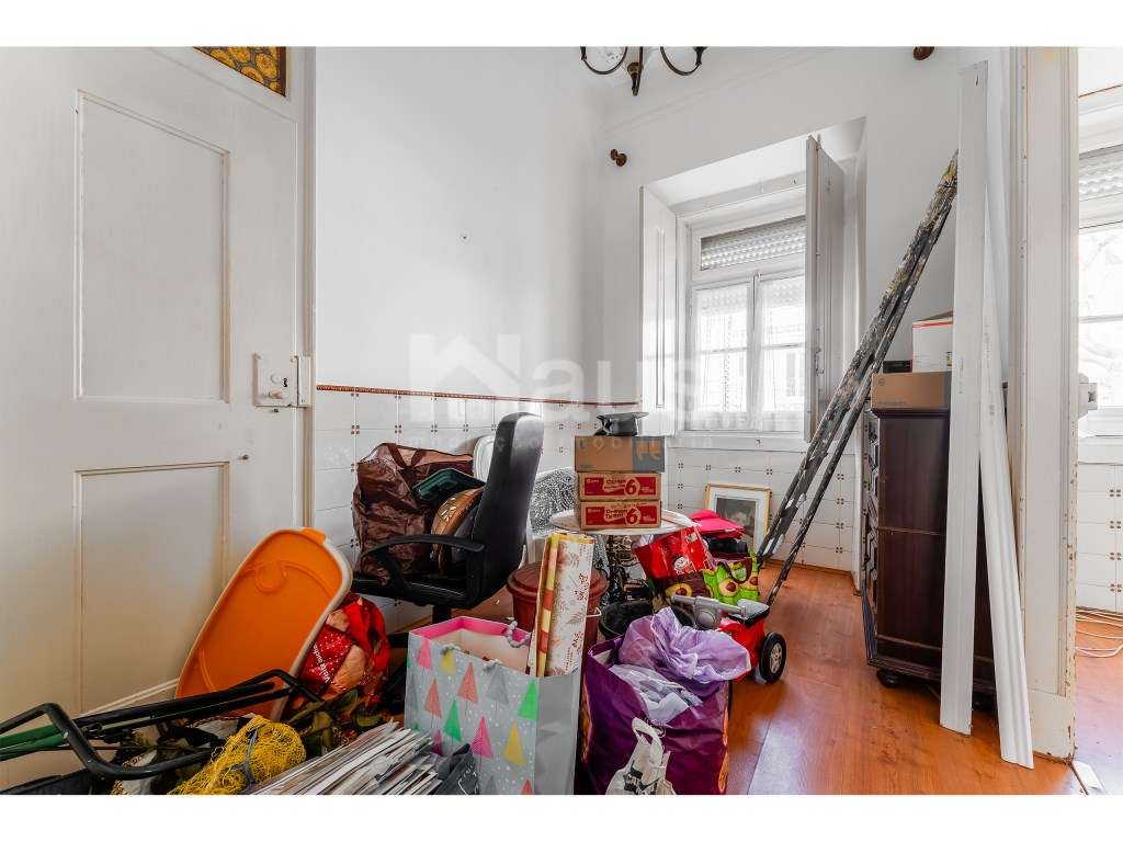 Prédio para venda na Baia do Seixal-29