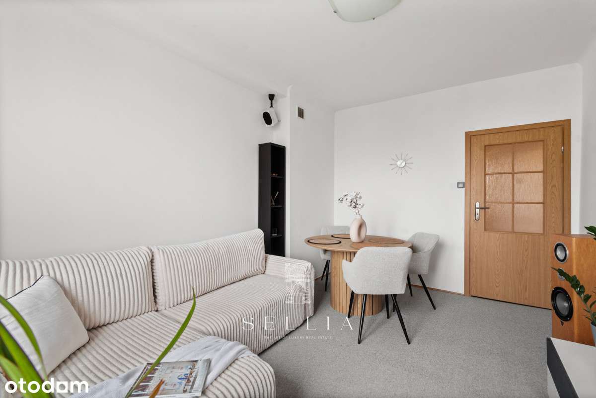 Funkcjonalne mieszkanie przy Placu Zbawiciela-2