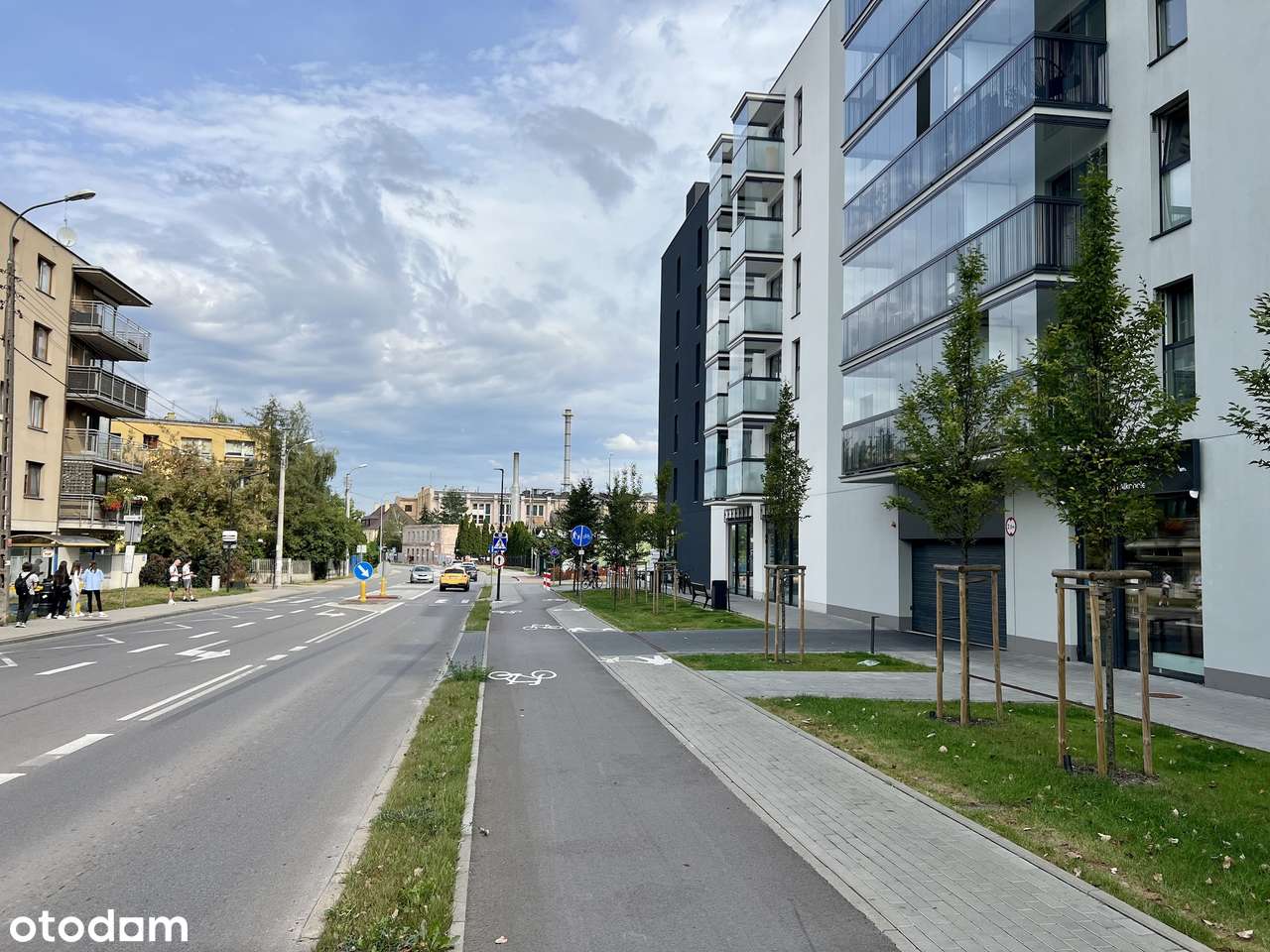 PRUSZKÓW koło SKM, parking, Żabka 0% PROWIZJI-10