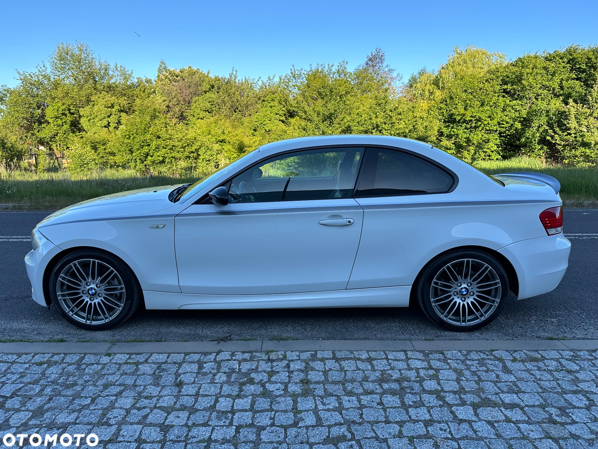 BMW Seria 1 123d Coupe Limited Edition Lifestyle mit M Sportpaket - 7