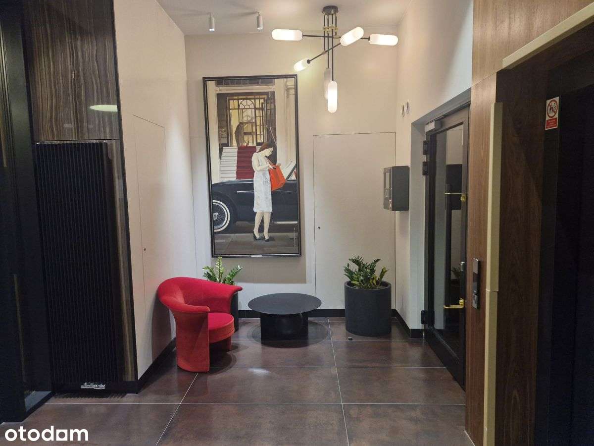 Przestronny Apartament w sercu Gdyni na 3 piętrze-13