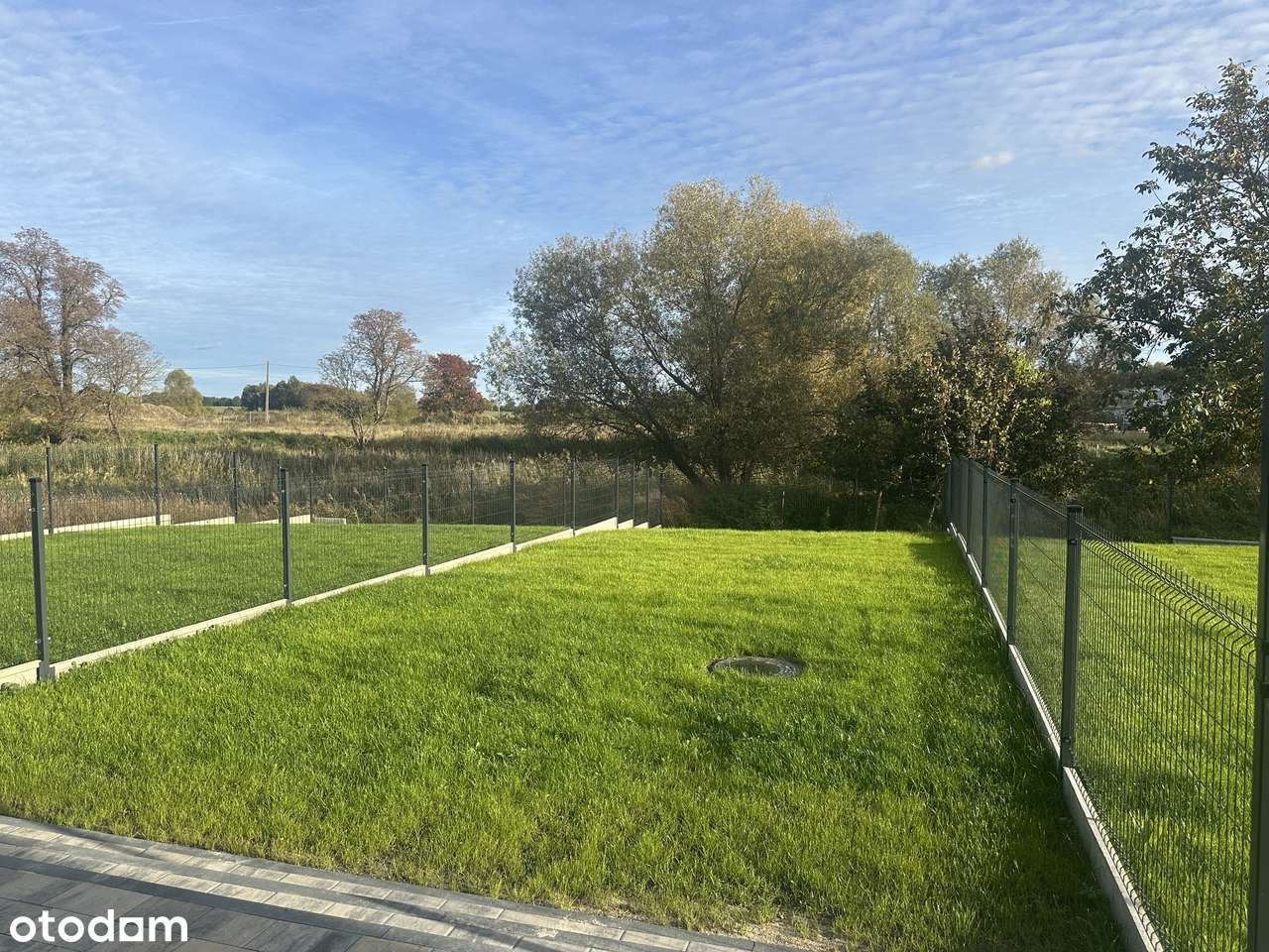 Nowoczesne mieszkanie z ogrodem-6