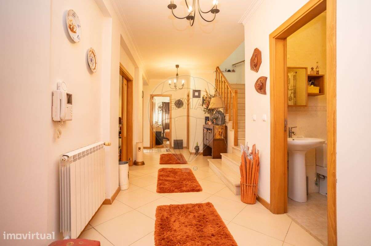 Moradia T4 para venda-6