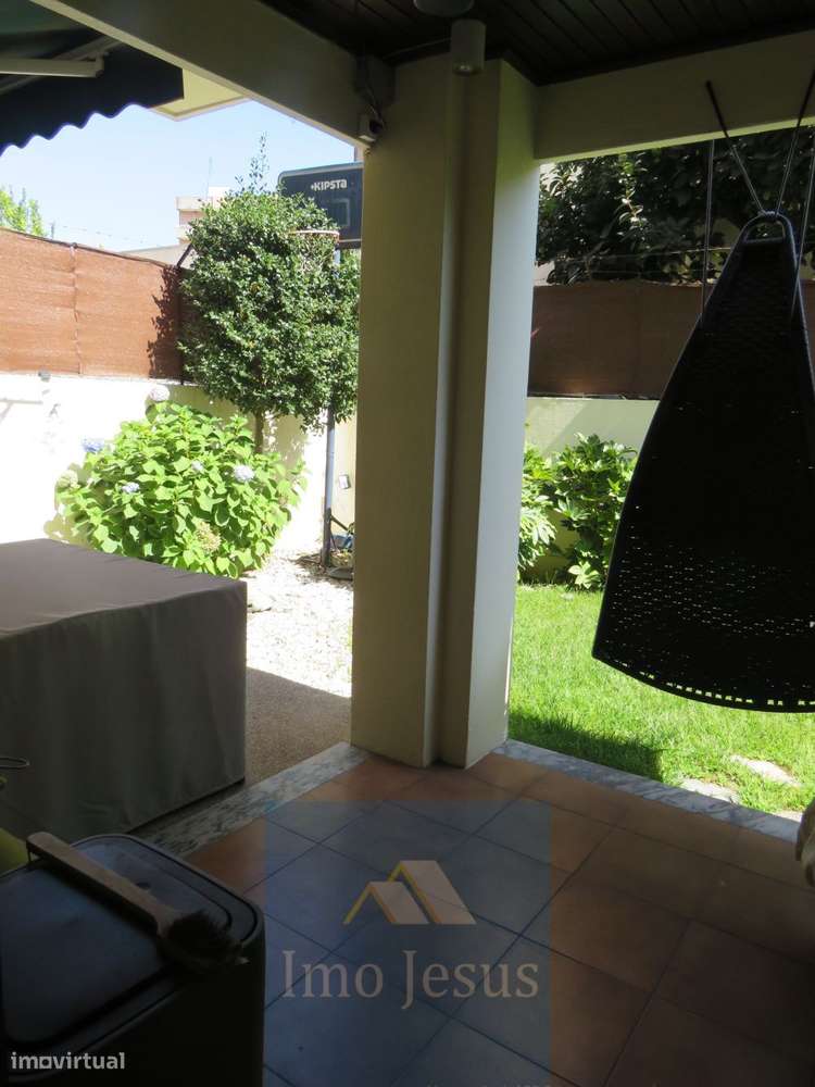 Moradia T5+2 Centro de Gaia-53