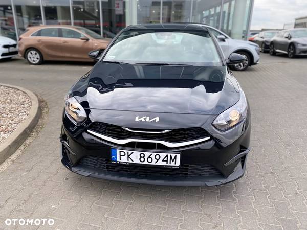 Kia Ceed 1.5 T-GDI M - 2