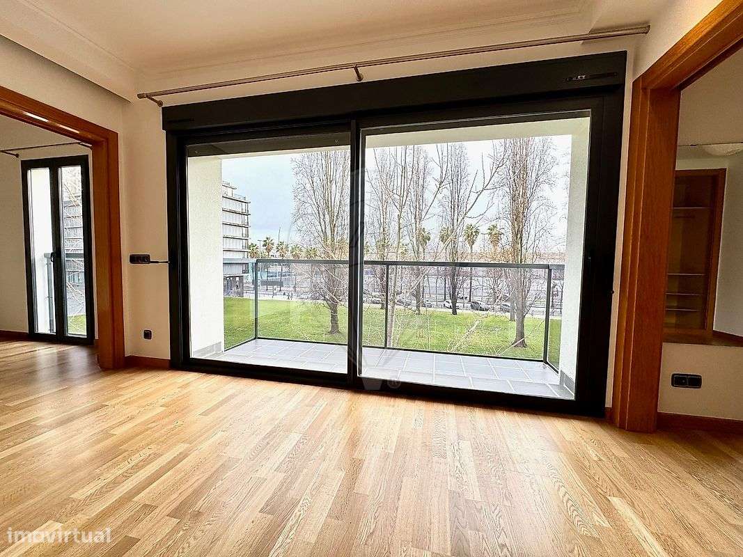 Apartamento T1 para arrendamento - Grande imagem: 2/25