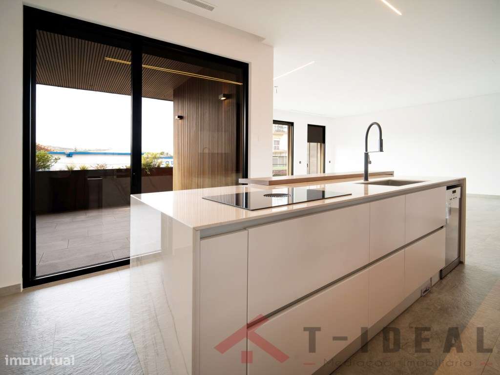 Apartamento T3 no Centro da Lourinhã-16