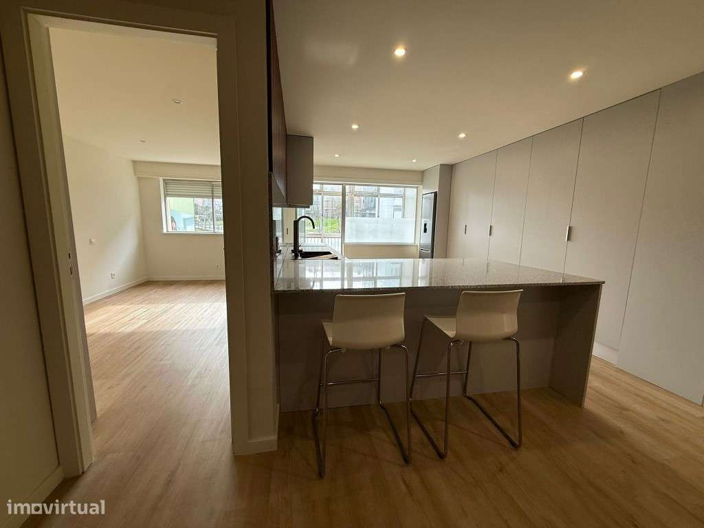 T2 P/ Arrendar - Câmara de Gaia ( Av da República) - Grande imagem: 5/13