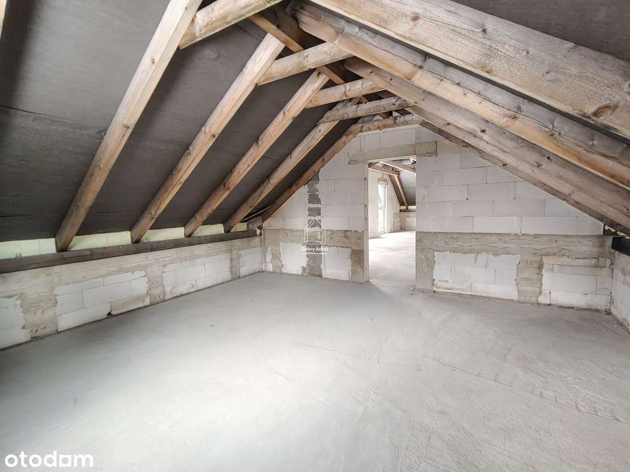 Dom w Mysłakowicach do wykończenia-5