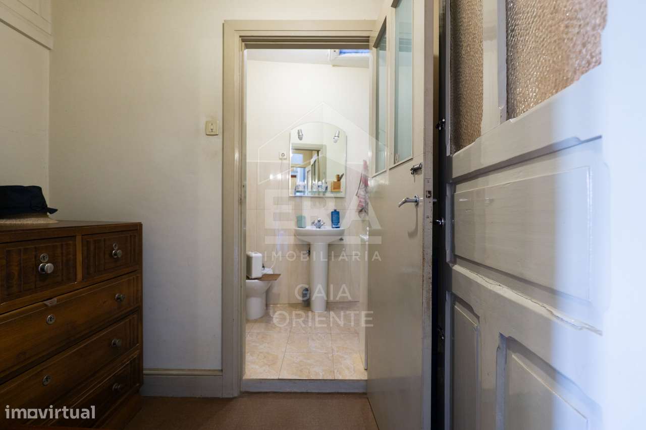 Moradia T3 com quintal em Sandim-11