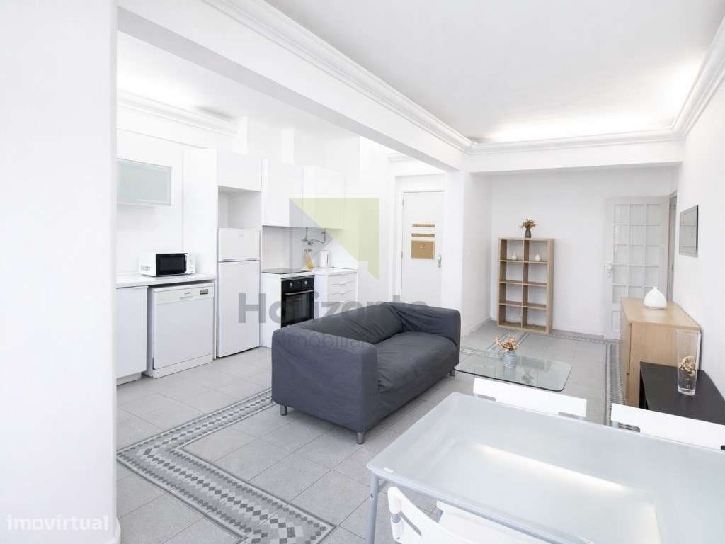 Apartamento T2 Mobilado e Acolhedor junto Parque das Conchas - Grande imagem: 2/17