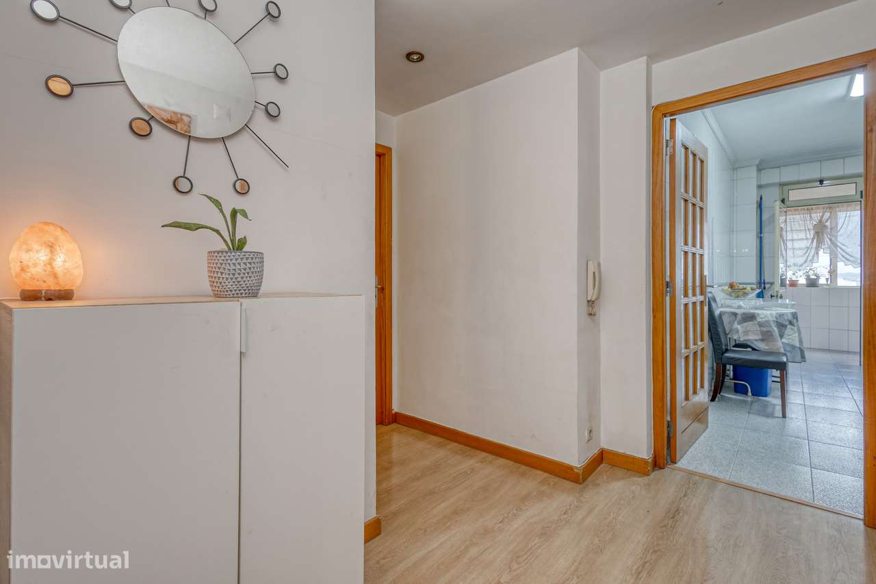 Apartamento T2 Padrão da Légua-11