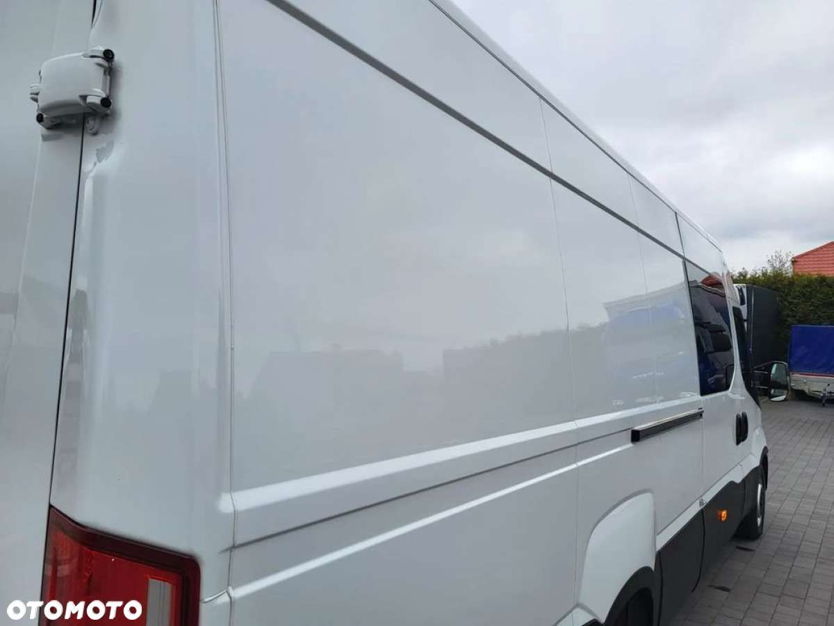 Iveco Daily Max 7 -osobowe - 19