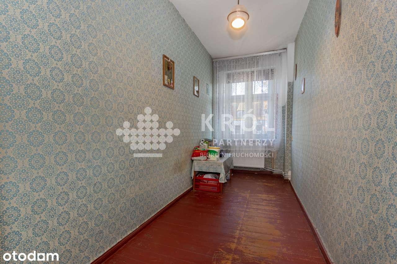 OKAZJA! 4 pokojowe mieszkanie do aranżacji w Śródmieściu!-16