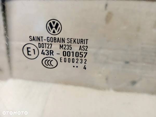 Szyba prawy przód przednia prawa VW Golf IV 4 5D AS2 04r - 5
