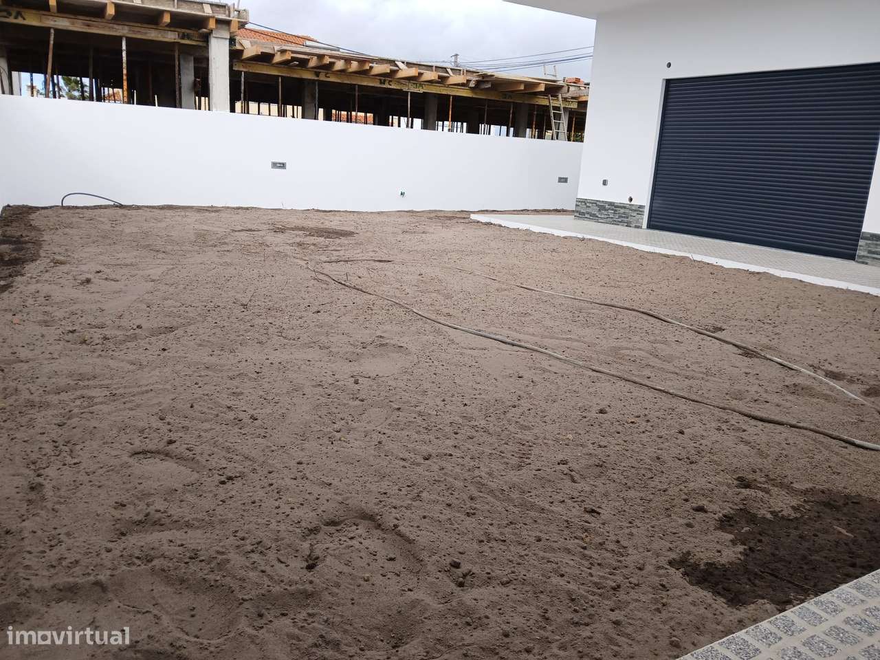 Excelente Moradia T4 Térrea - Grande imagem: 4/15