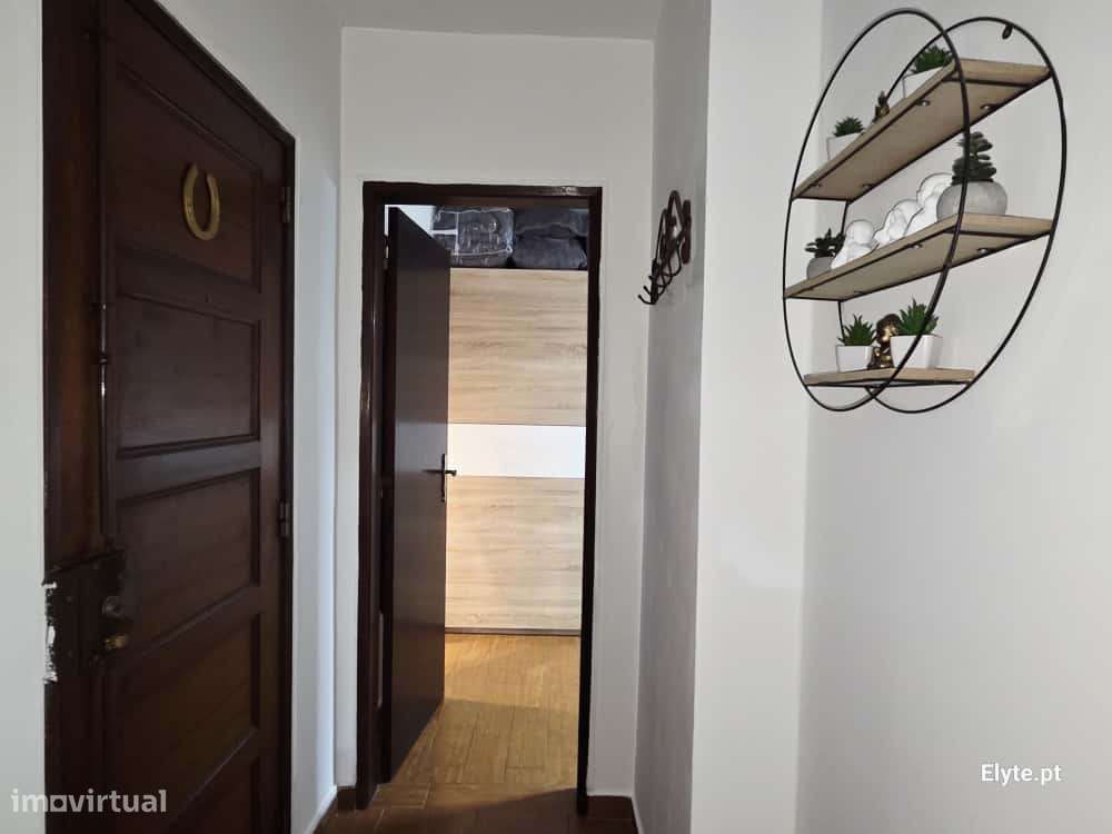 Apartamento T3 Em Benavente.-26