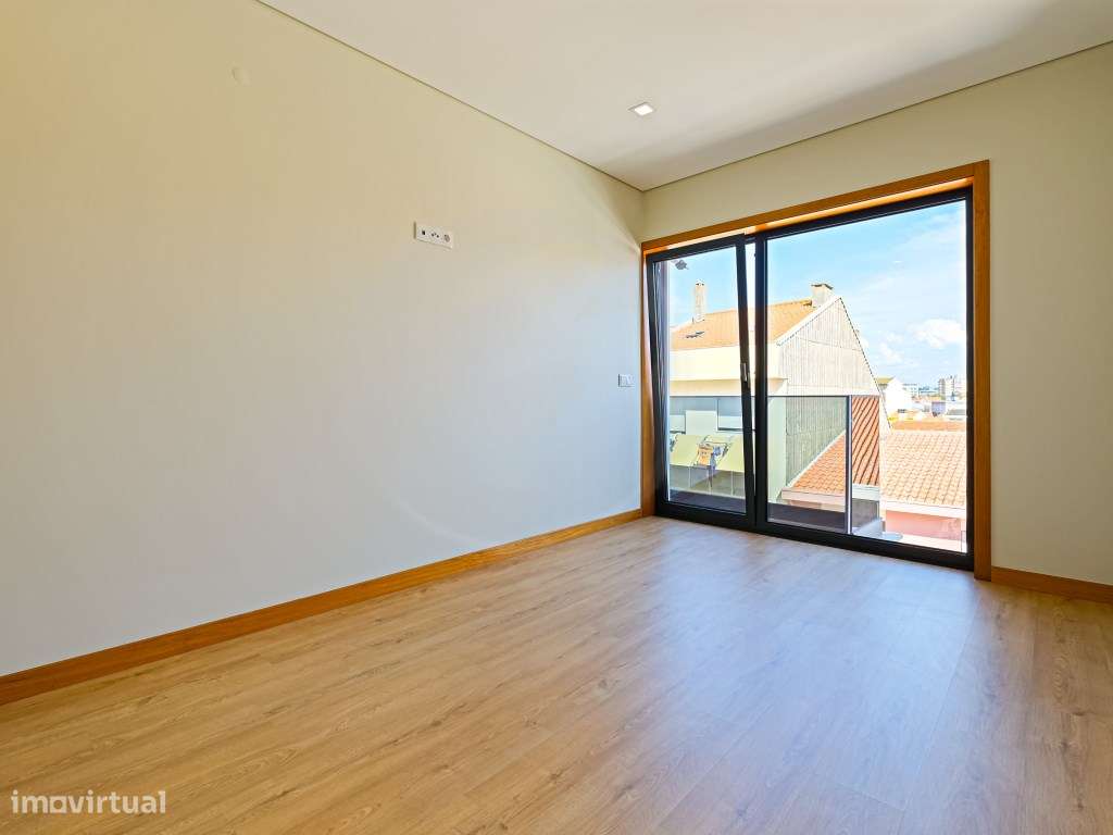 T2 NOVO no Último Piso em 1ª Linha de Mar c/ Terraço em Vila do Conde-35