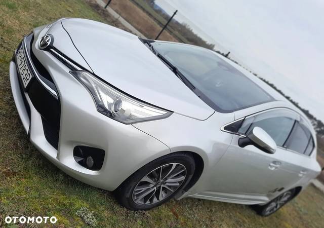 Toyota Avensis Touring Sports 1.8 Edition-S - 11