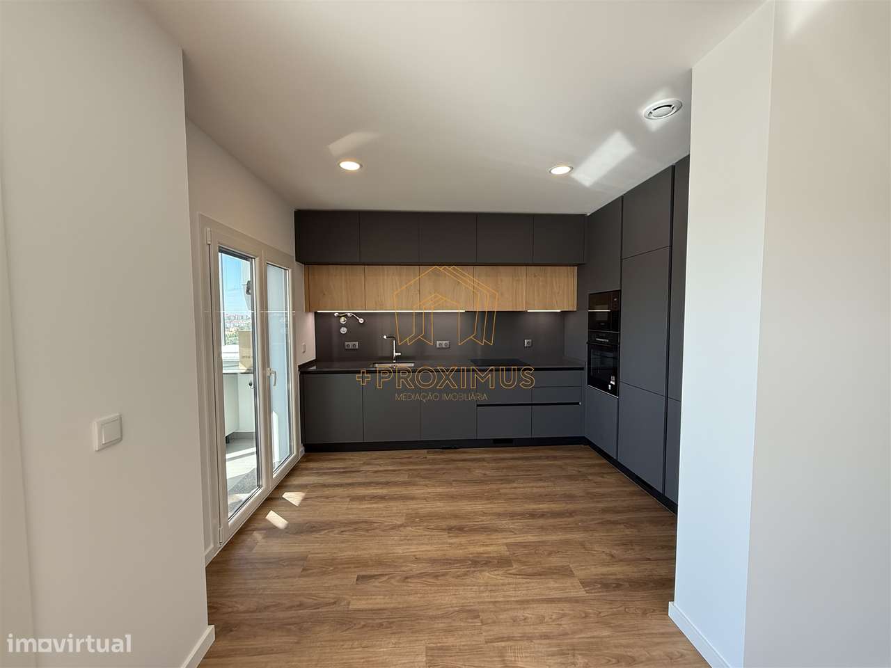 Apartamento T3 novo c/ garagem– Tavarede-8