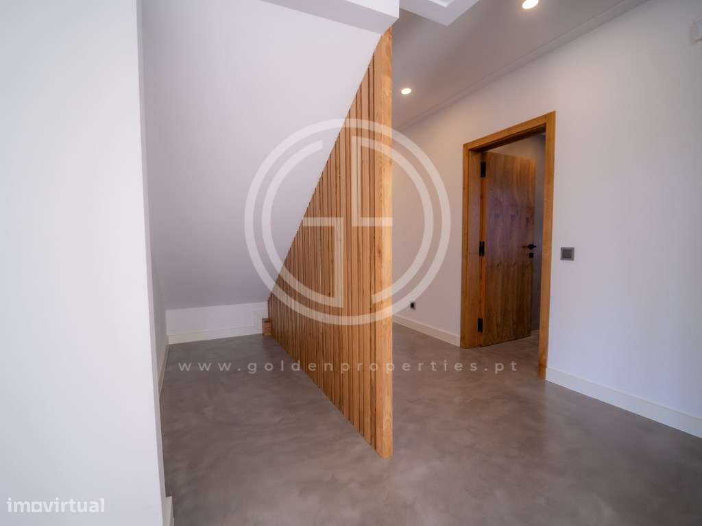 Invista na sua casa de sonho! Moradia T5 em Quarteira, perto da Pra...-17