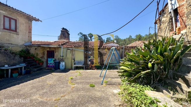 Oportunidade única em São Martinho da Gândara: Moradia para restaur-11