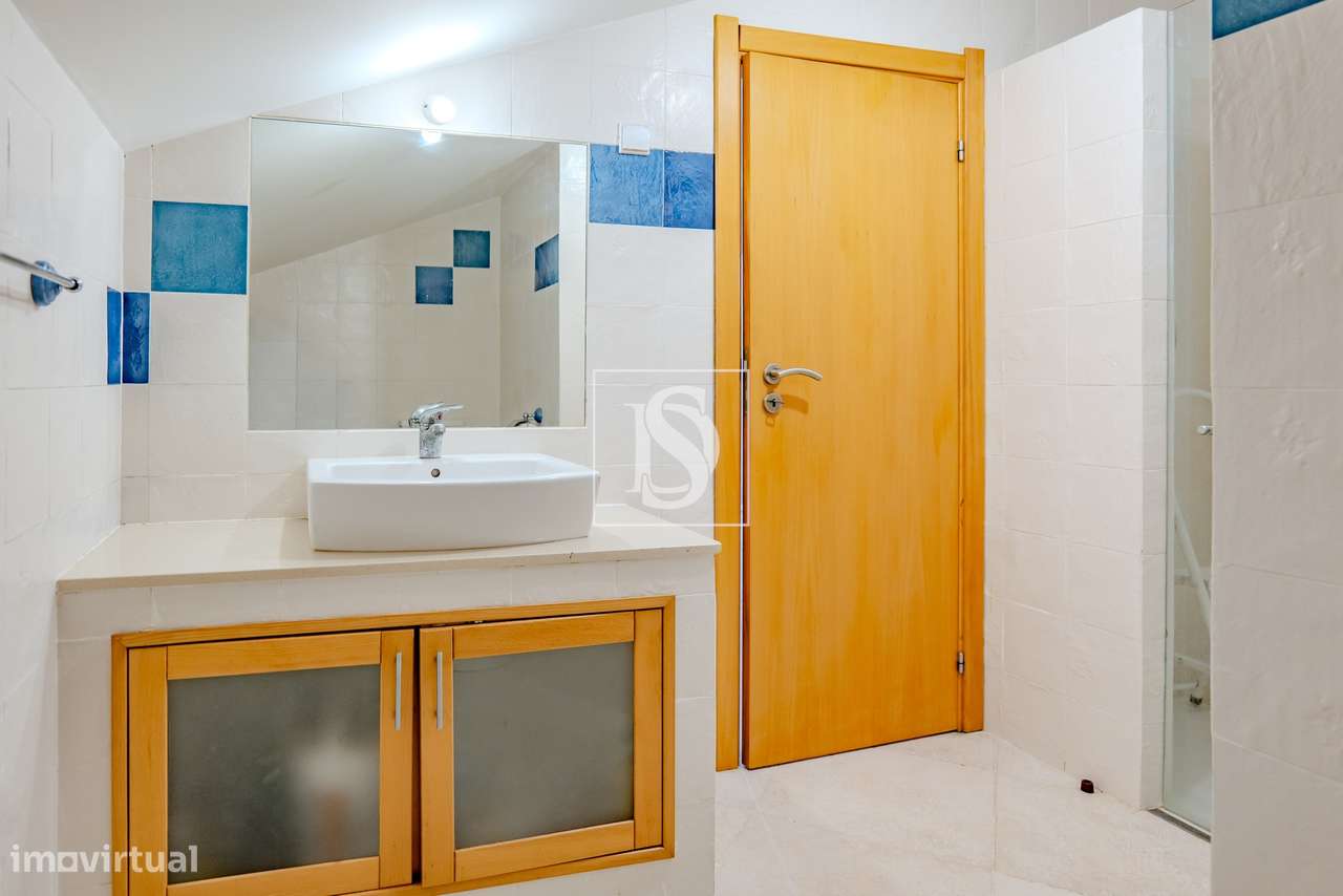 Moradia T4 na Melhor Zona da Cidade de Torres Novas!!!-34