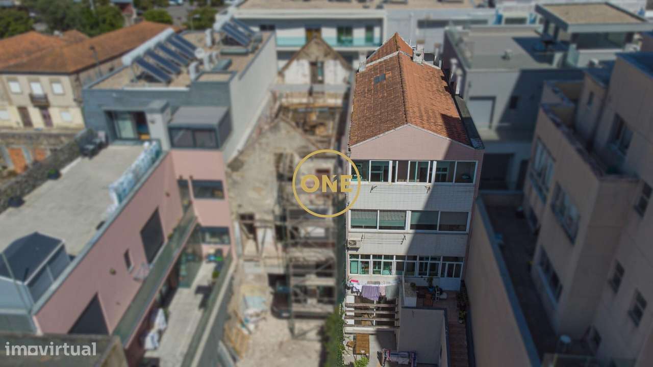 Exelente T2 em plena Nacional 13, no centro da Póvoa de Varzim - Grande imagem: 5/43