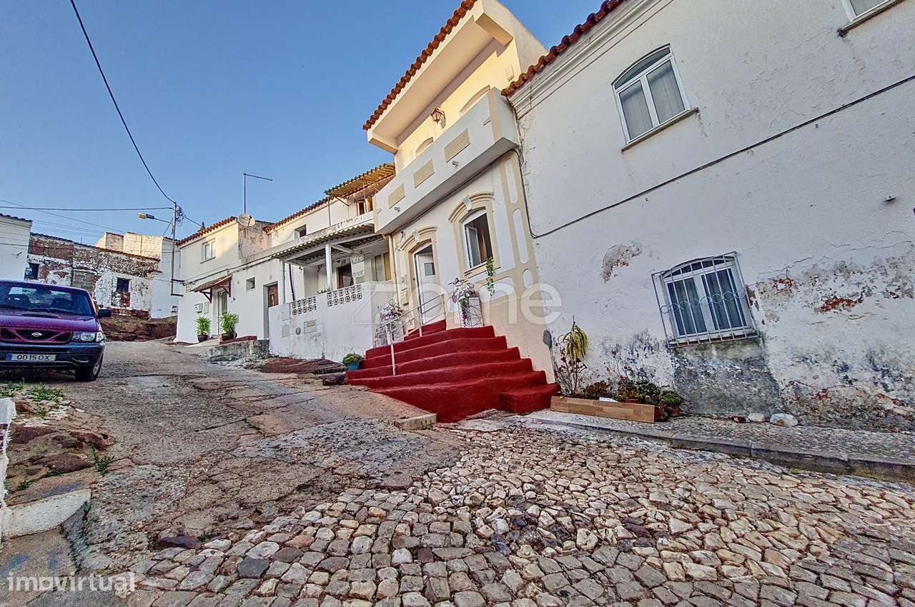 Moradia V2 geminada em S.B. de Messines c/ Cave - Grande imagem: 3/47