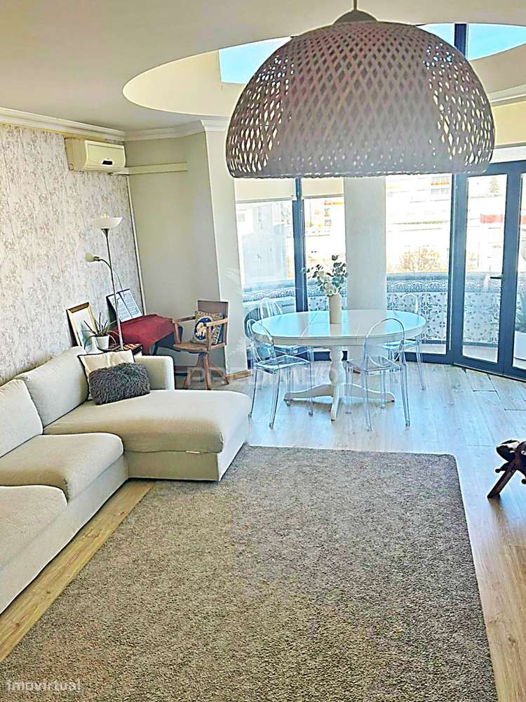 Apartamento T4 para arrendamento anual no centro de Loulé - Grande imagem: 3/10