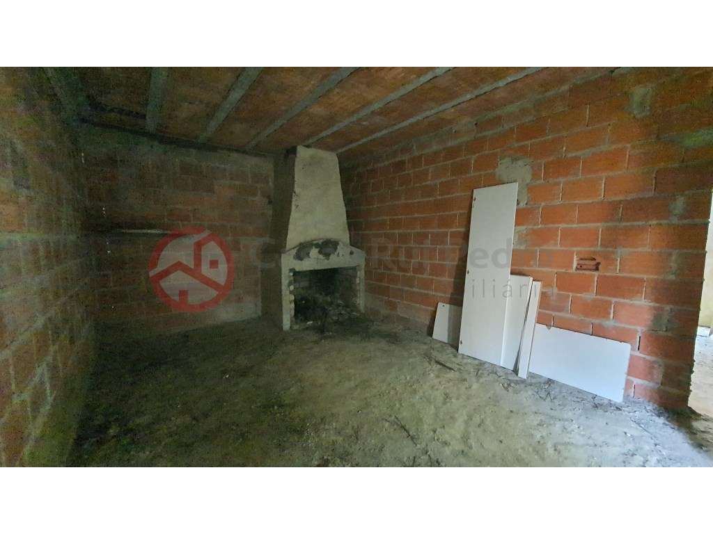 Terreno Rústico na Qta. da Lobateira, com construção, Fernão Ferro - Grande imagem: 3/19