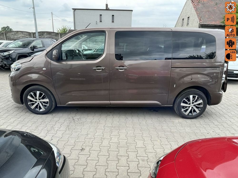 Toyota ProAce 2,0-l-D-4D (5-Si.) Autm Family compact 2019