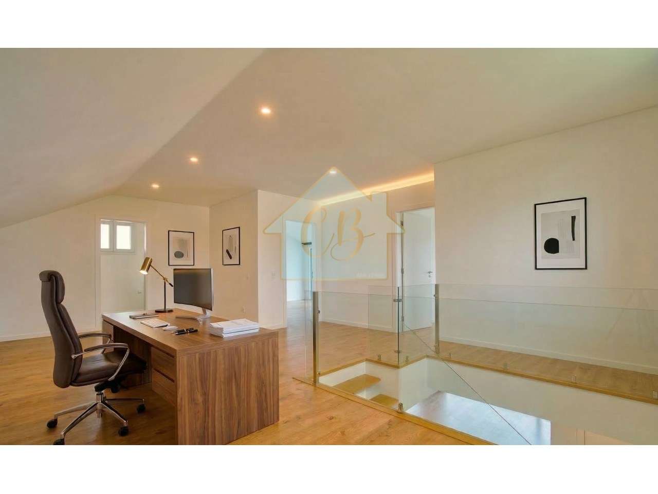 Moradia T4 no Varatojo – Torres Vedras | Terraço panorâmico e garagem-25