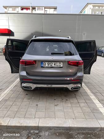 Mercedes-Benz GLB 250 4Matic 8G-DCT AMG Line - 2