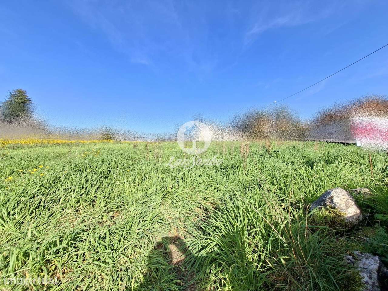 Terreno para construção com 1.260 m2 em Gondifelos - Grande imagem: 2/12