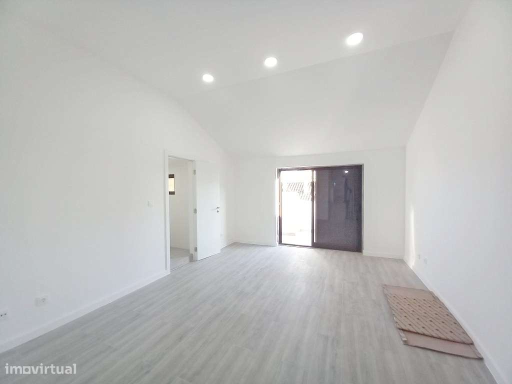 Apartamento T4 Venda em Costa da Caparica,Almada-6