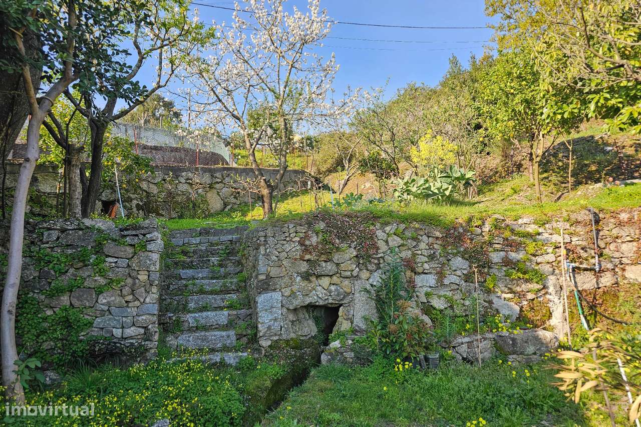 Moradia com Grande Potencial em Frades, Póvoa de Lanhoso-14