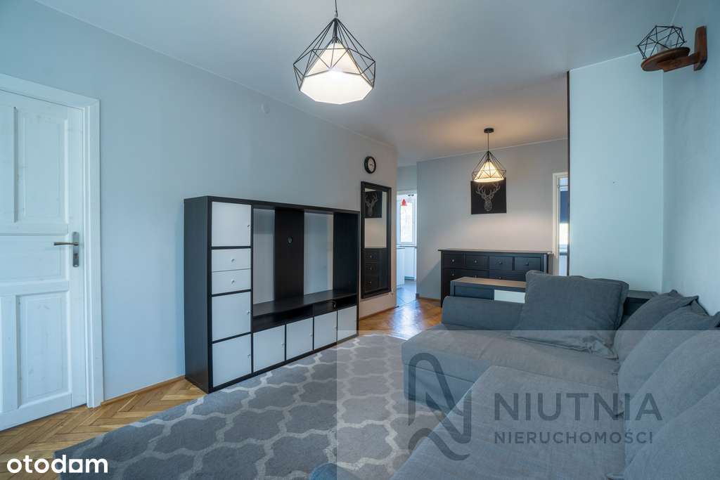 3-pokojowe mieszkanie z balkonem – ul. Pasteura-0