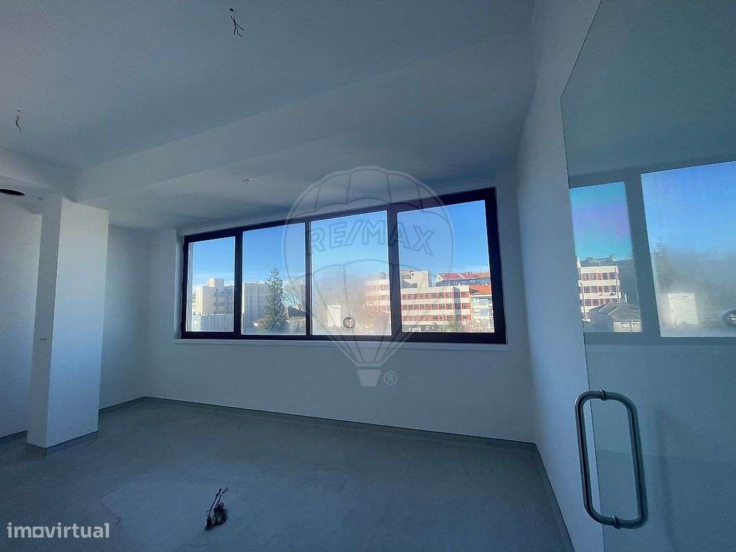 Escritório  para arrendamento - Grande imagem: 4/11