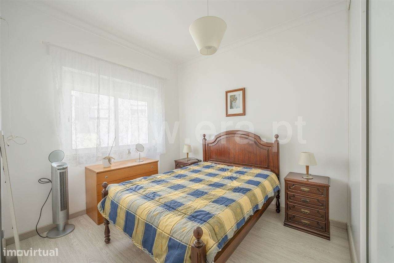 Apartamento T2; Cruz de Pau-11