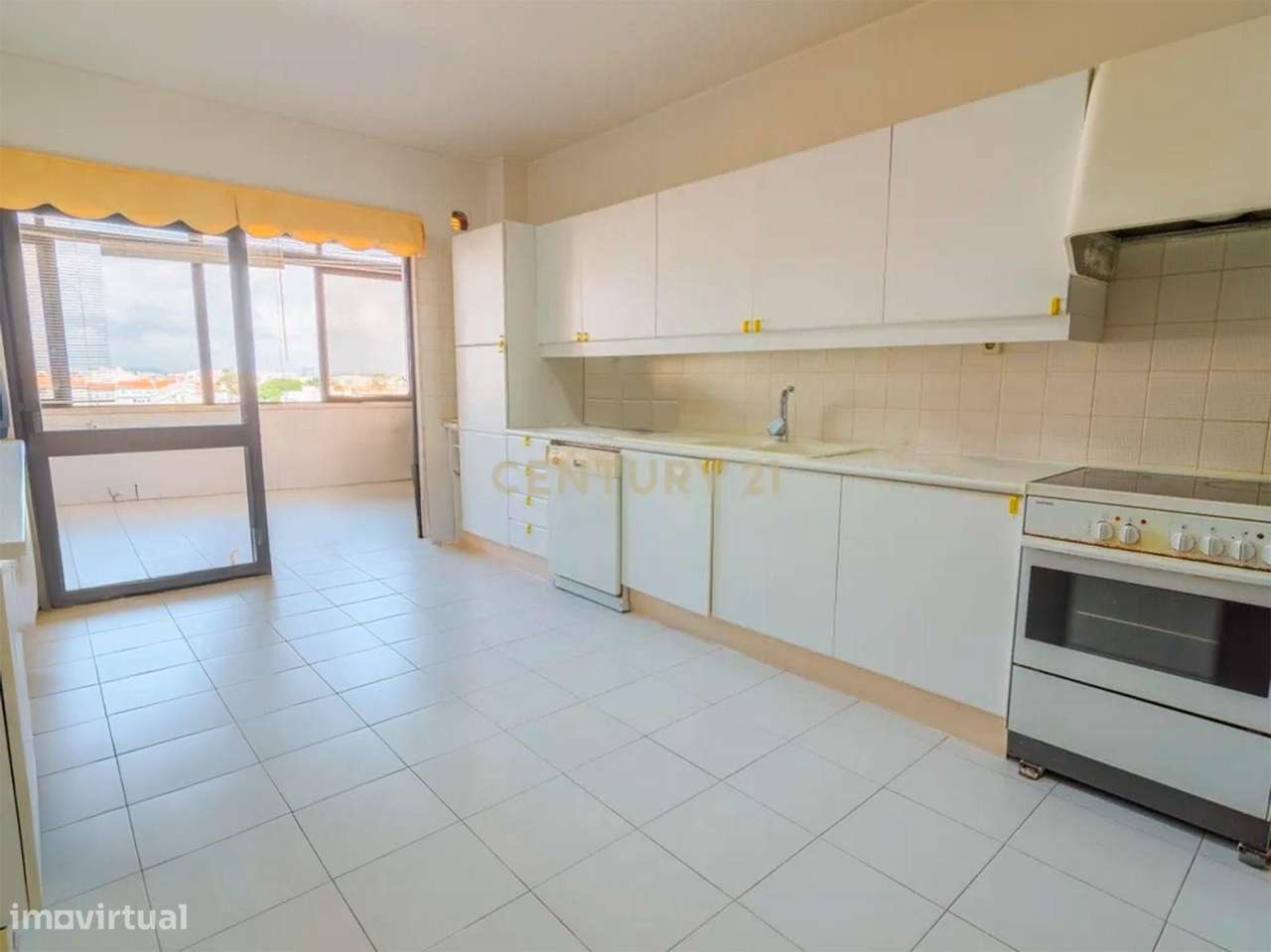 Apartamento T3 na PAREDE com Vista Mar - Grande imagem: 2/38