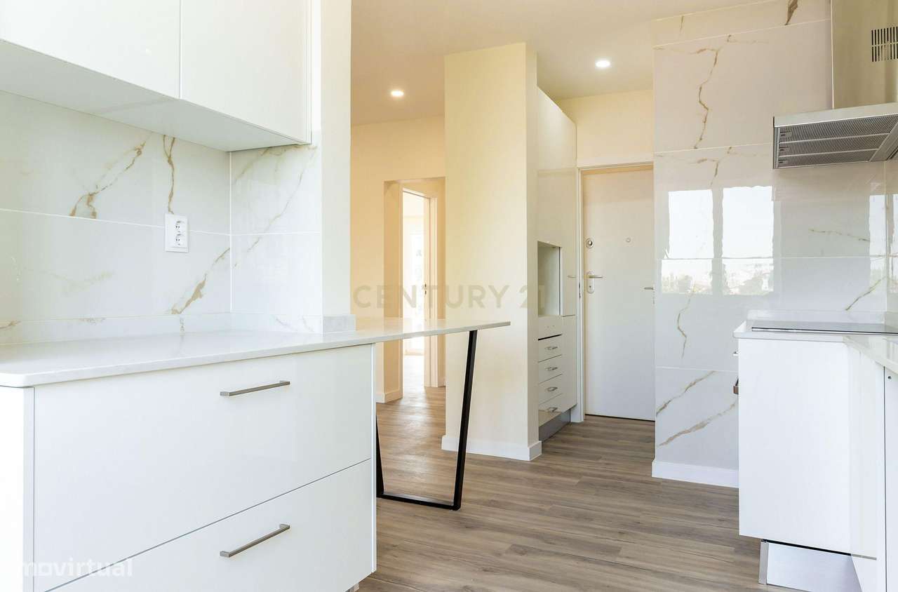 Apartamento T4 integralmente renovado em Alvalade, Lisboa. Em Venda!-25