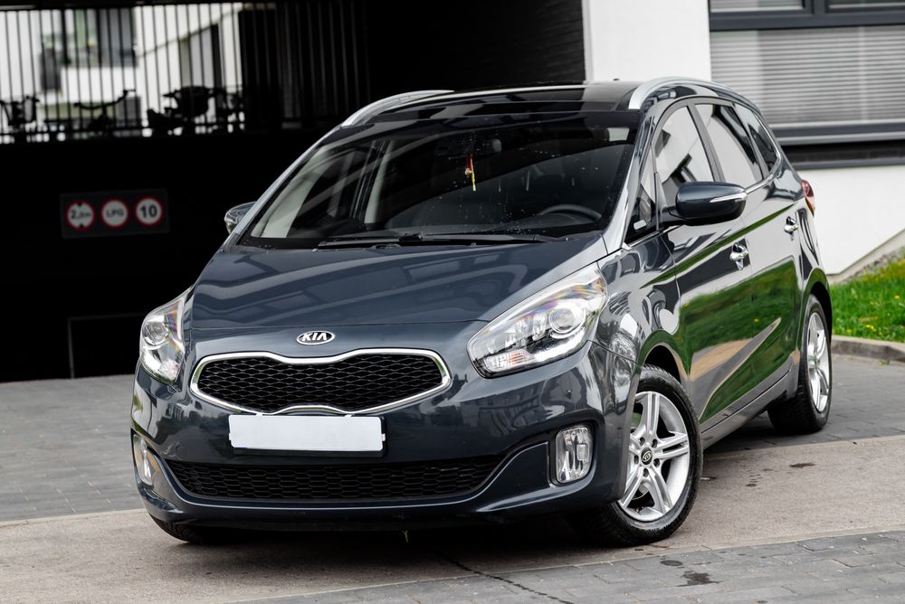 Kia Carens (Rondo) IV (2013-) 1.7 CRDi 141 ISG Vision 2015