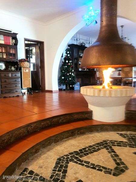 Magnífica Moradia V5 no B°Europa – Elvas: Espaço e Conforto - Grande imagem: 5/8