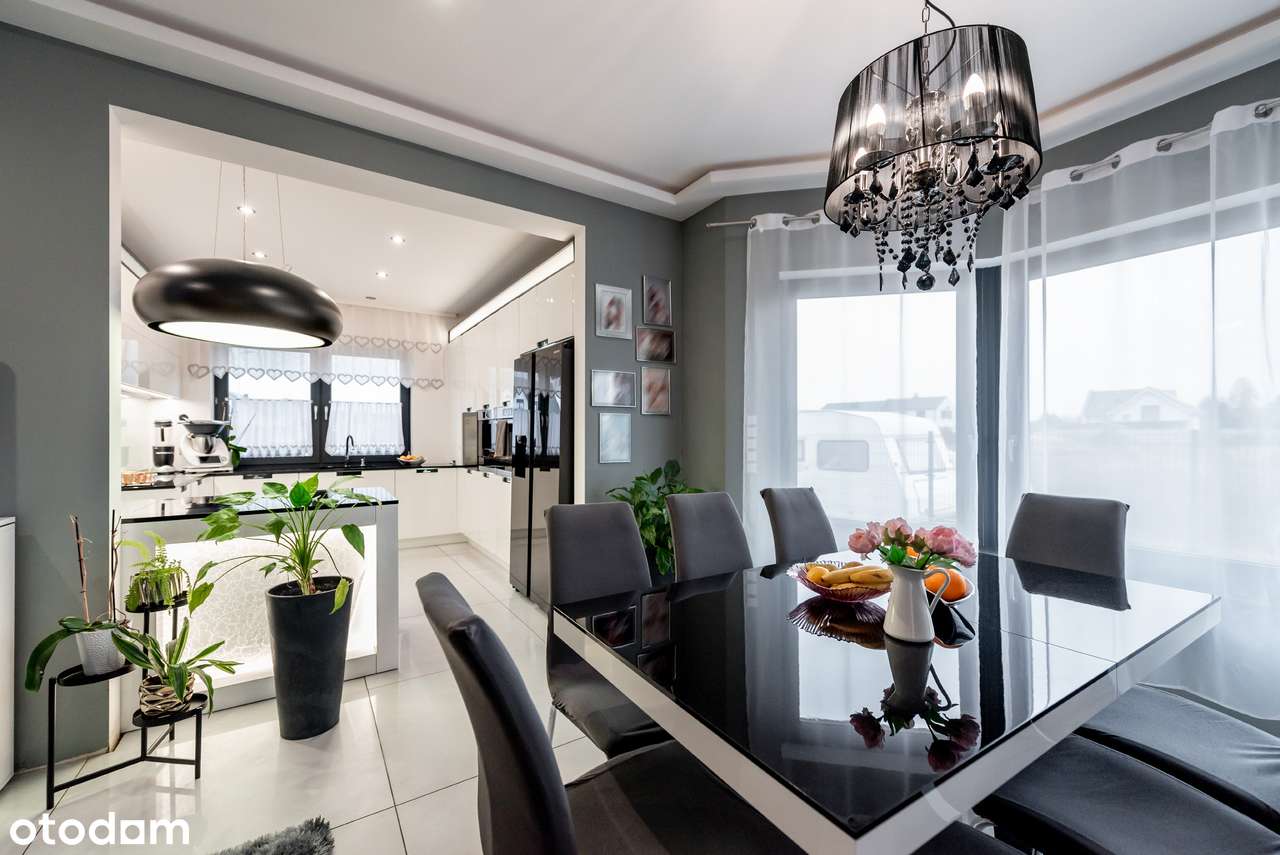 Komfortowy/6 pokoi/garaż/wiata/ładnie urządzony/wysoki standard-0