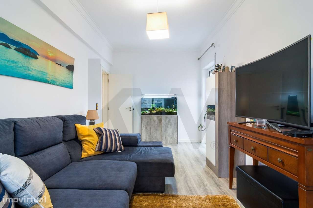 Apartamento T3 Renovado - Amora-3