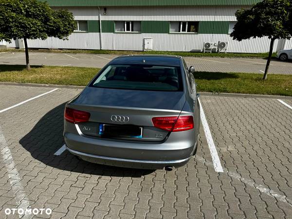 Audi A8 4.2 FSI Quattro - 9